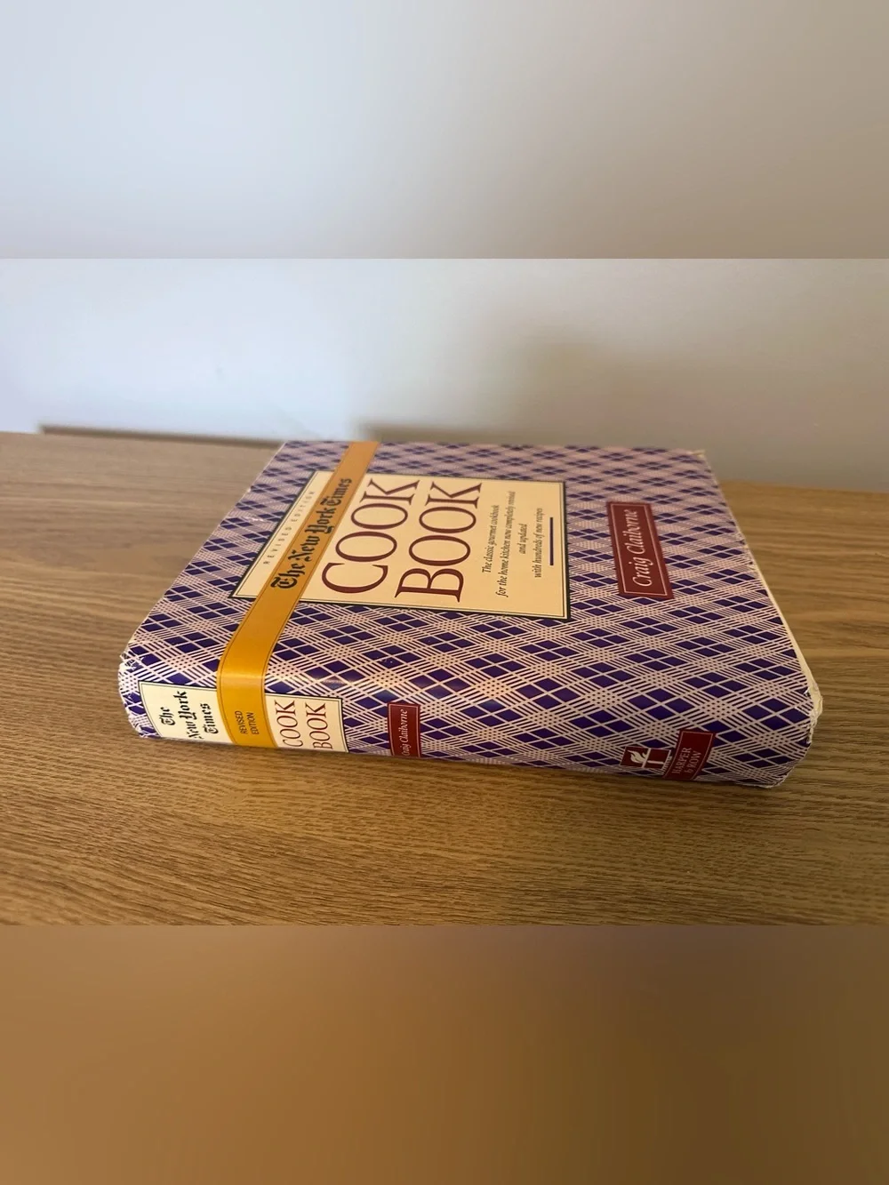 Vintage New York Times Cook Book by Craig Claiborne (1990)